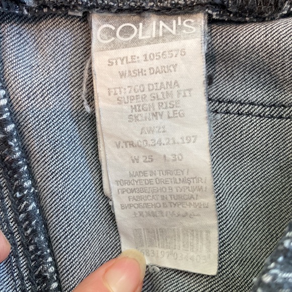 Ladies Colin’s jeans in size 25 x 29. High rise with lots of stretch. - Picture 8 of 10